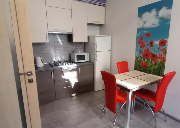 Apartment On Khorvatska Street